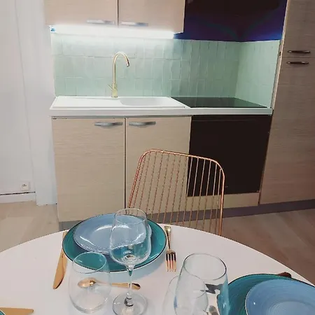 A 2 Pas Du Port, Bora Bora *